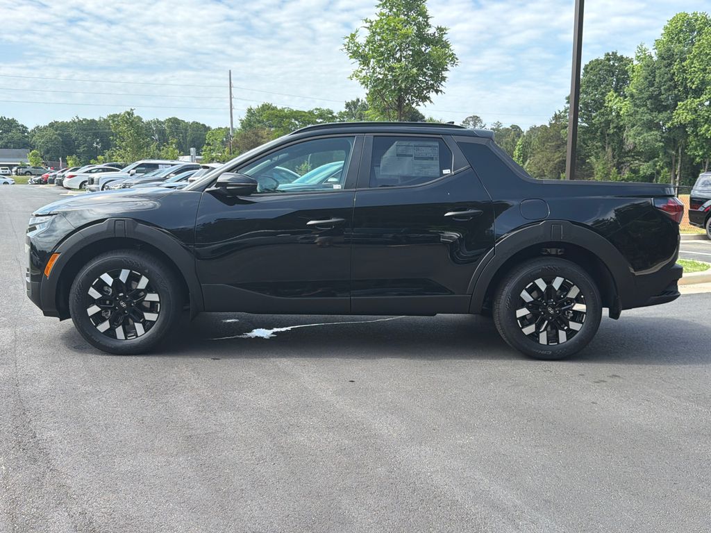 New 2026 Black Hyundai SEL image 2