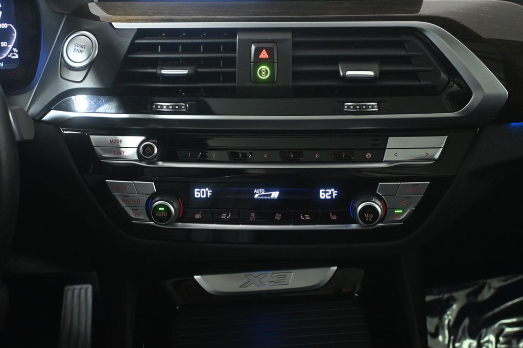 Thumbnail: 2021 BMW X3 - 24