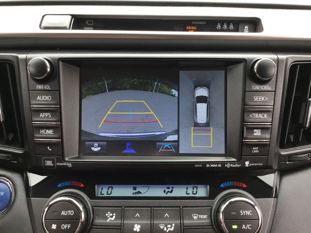 Thumbnail: 2017 Toyota RAV4 - 19