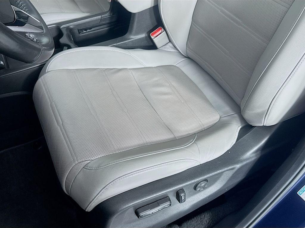 Used Car 2021 Honda Cr-v Hybrid  Ex-l For Sale Under $30,000 In Austin, Texas