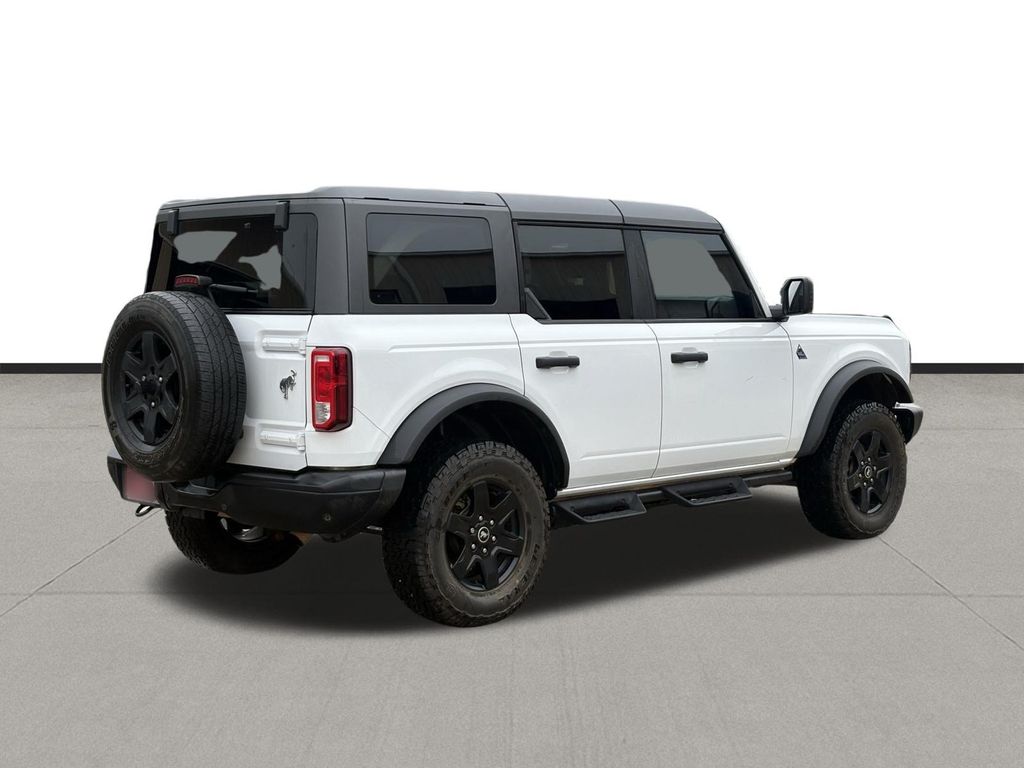 2024 Ford Bronco Black Diamond - 4