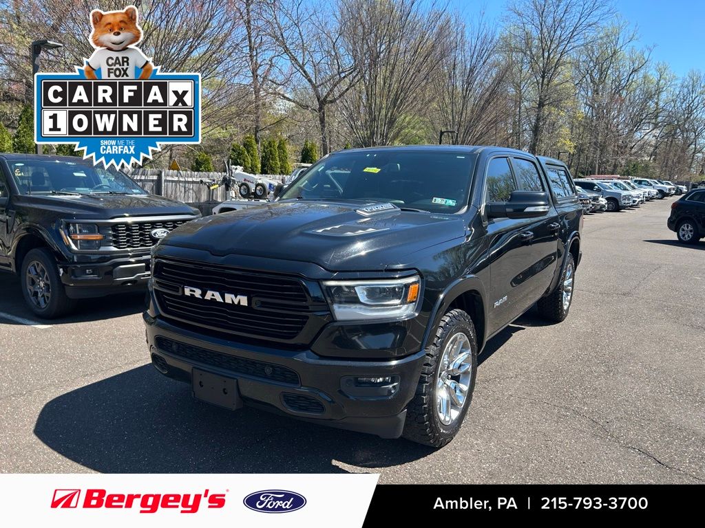 Diamond Black Crystal Pearlcoat 2019 RAM 1500 Laramie Crew Cab 4WD Pickup Truck Four-Wheel Drive 8-Speed Automatic