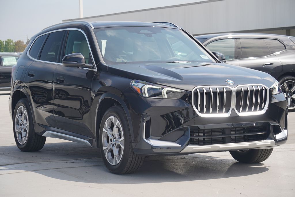 Thumbnail: 2025 BMW X1 - 3