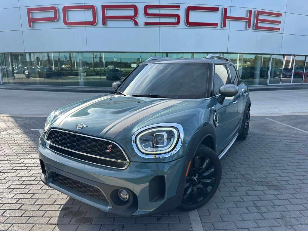 2022 MINI Countryman S's photo