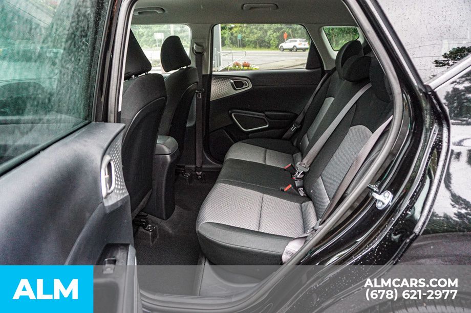 2025 Kia Soul LX - Photo 22