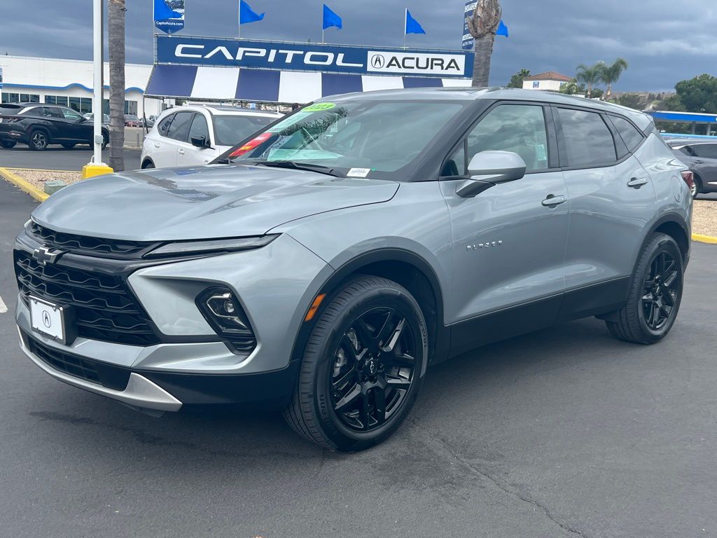 Thumbnail: 2023 Chevrolet Blazer - 3