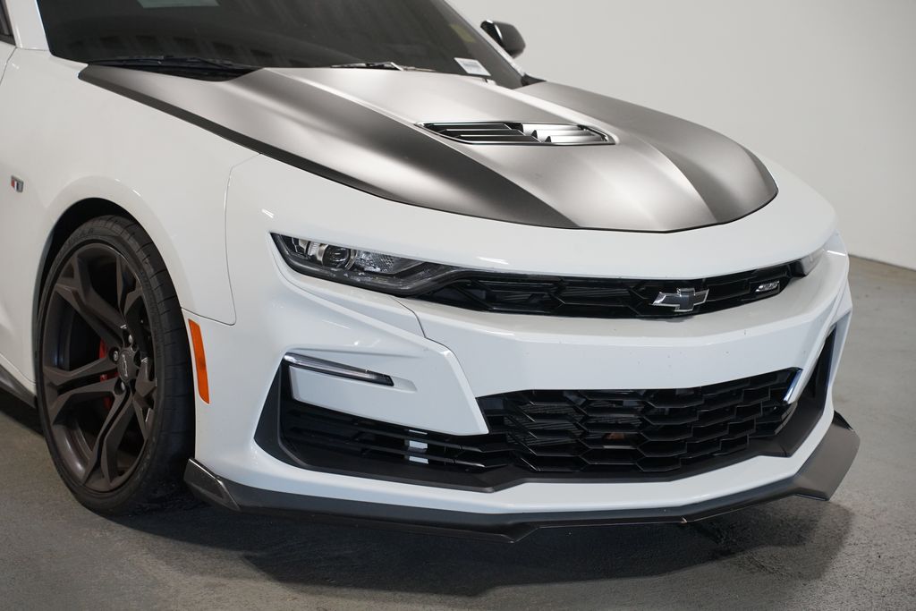 Thumbnail: 2022 Chevrolet Camaro - 4