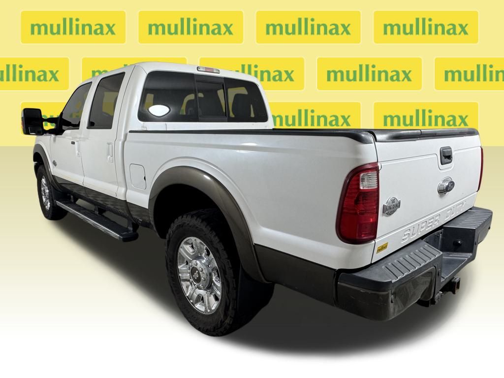 Used 2015  Ford Lariat image 12