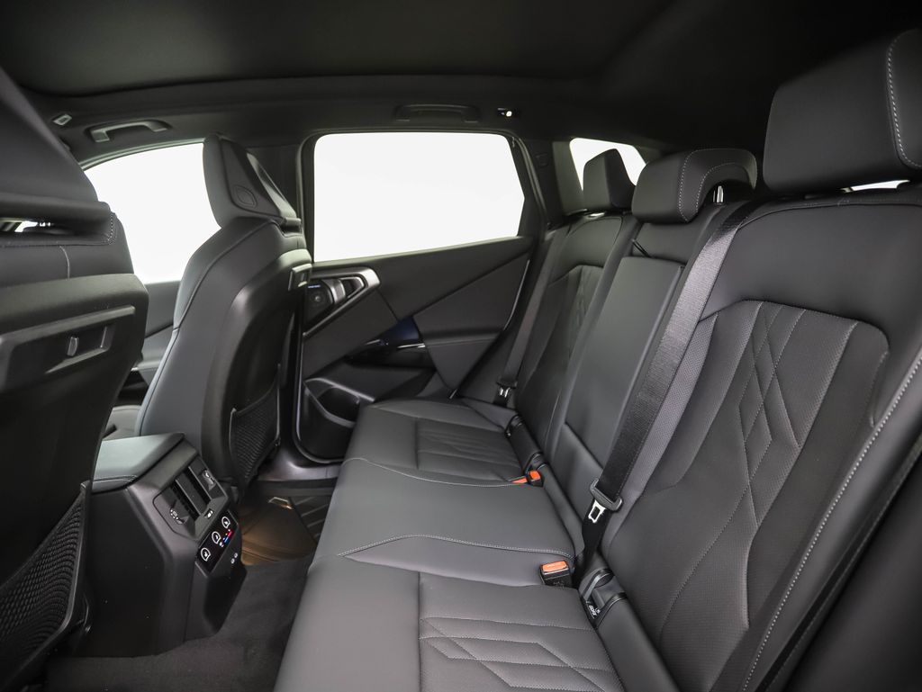 Thumbnail: 2026 BMW X3 - 22