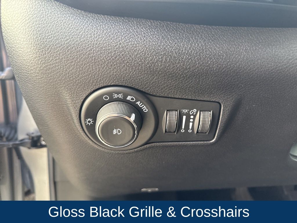 2022 Jeep Compass Altitude FWD