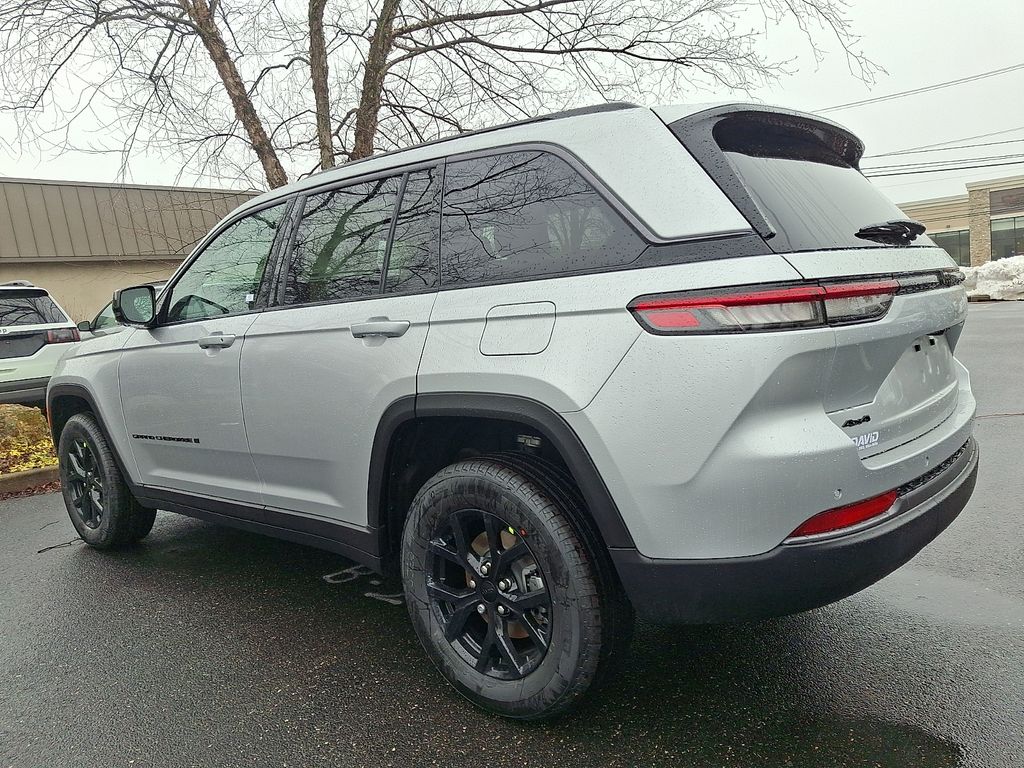 New 2026 Jeep Grand Cherokee SUV