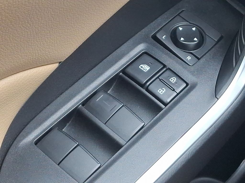 Thumbnail: 2023 Toyota RAV4 - 26