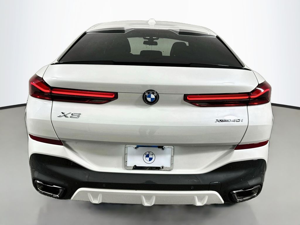 Thumbnail: 2027 BMW X6 - 6