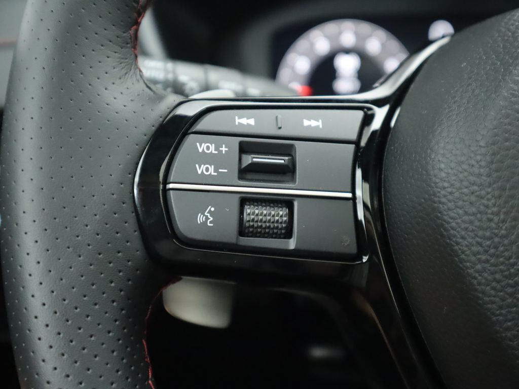 Thumbnail: 2025 Acura ADX - 12