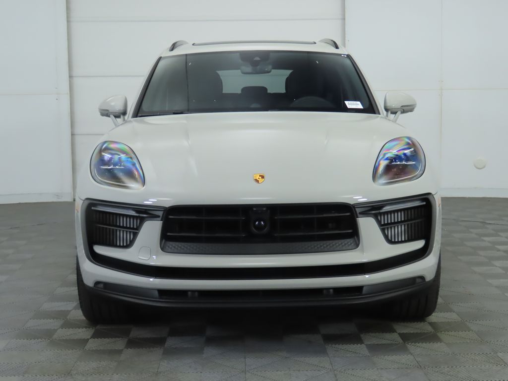 Thumbnail: 2025 Porsche Macan - 10