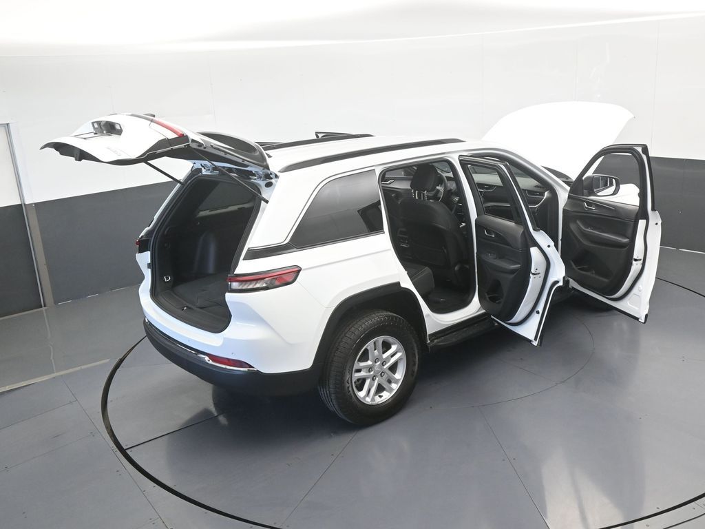 Used 2025 Bright White Clearcoat Jeep Laredo image 40