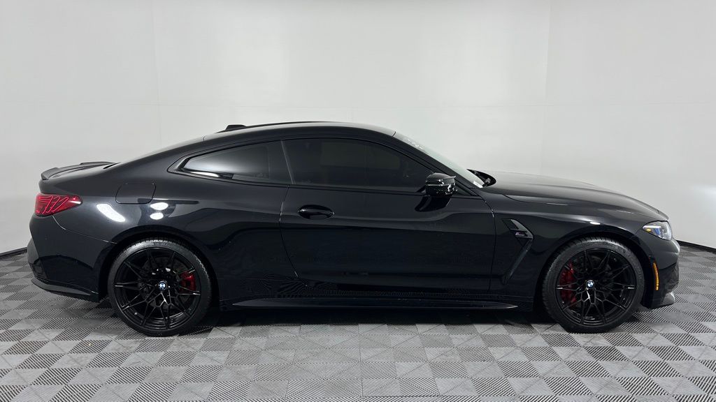 Thumbnail: 2025 BMW M4 - 6