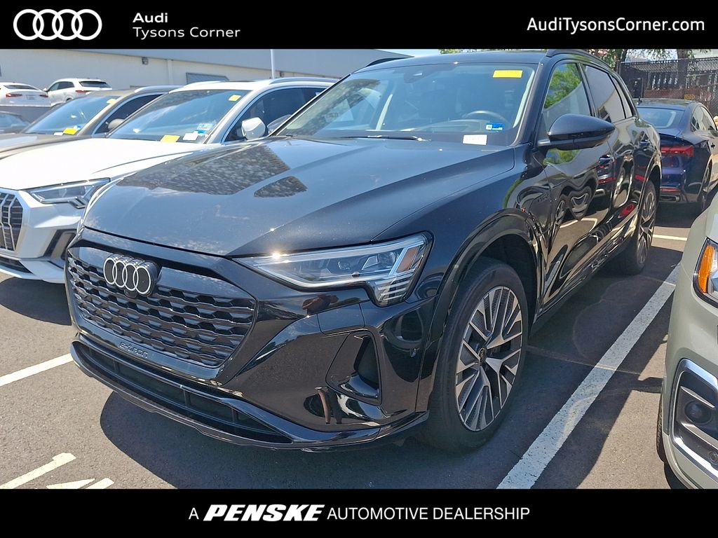  2024 Audi Q8 e-tron quattro Prestige AWD   