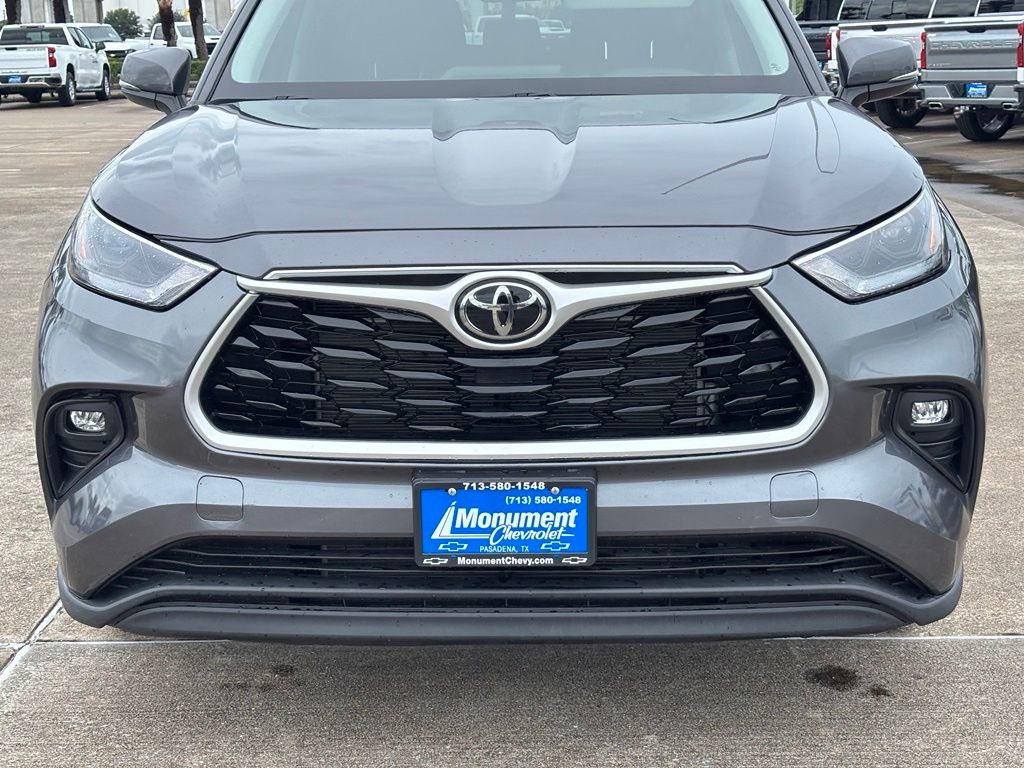 2024 Toyota Highlander LE - 2