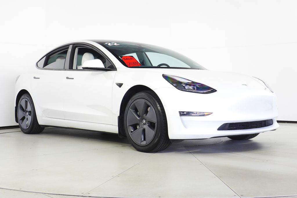 Thumbnail: 2022 Tesla Model 3 - 4