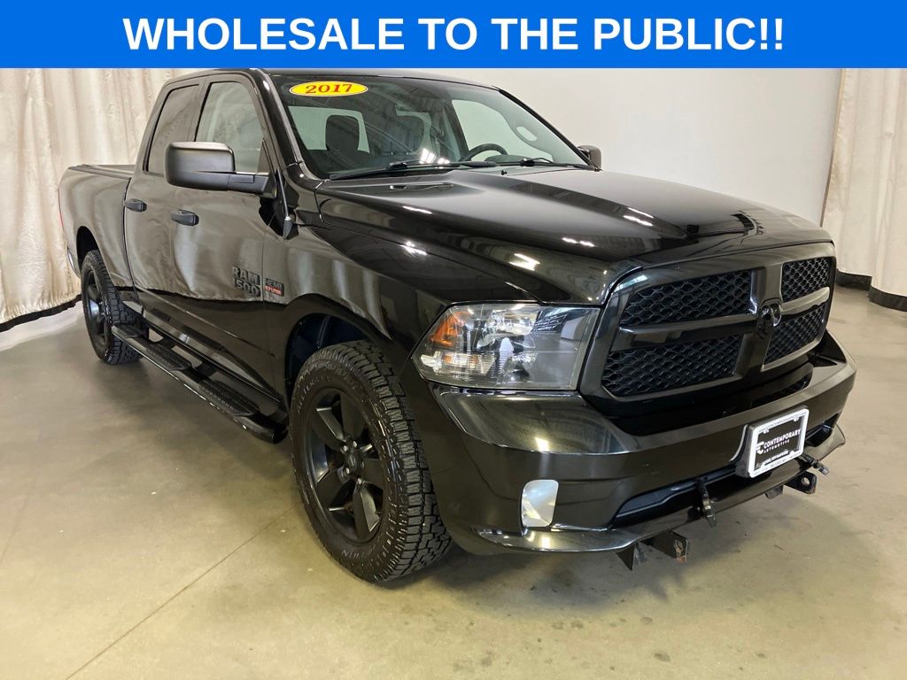 Brilliant Black Crystal Pearlcoat 2017 RAM 1500 Pickup Truck Four-Wheel Drive 8-Speed Automatic