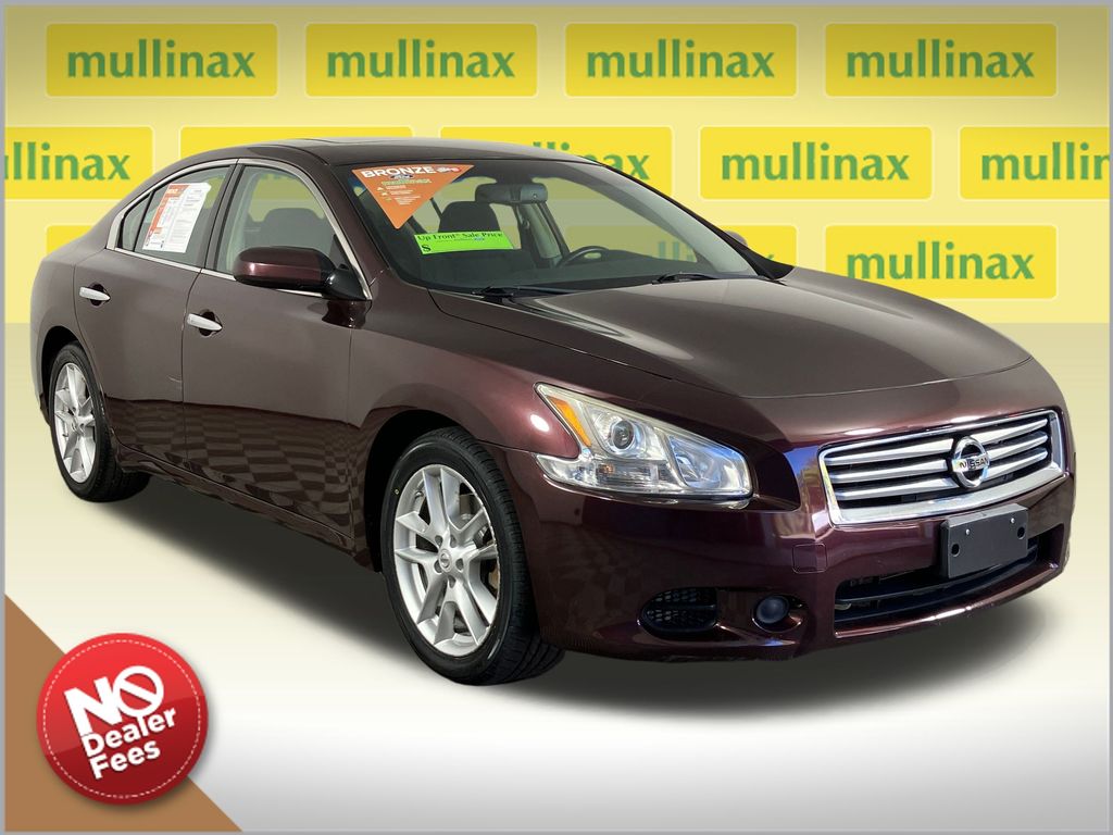 2014 Nissan Maxima S's photo