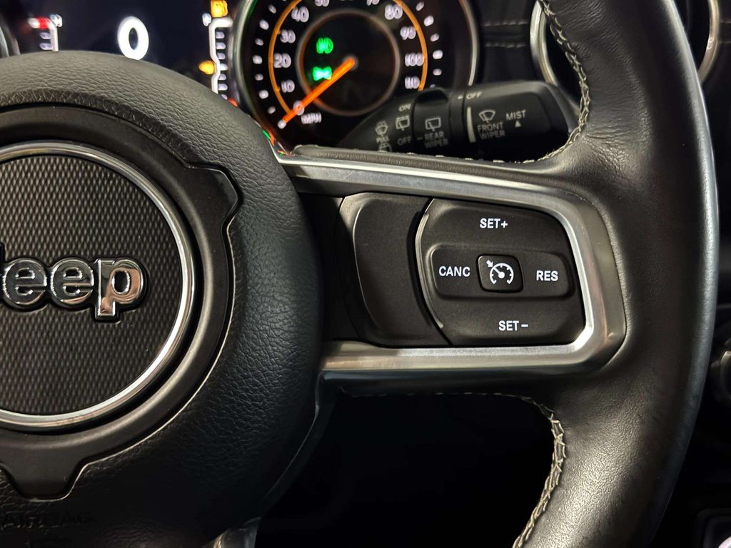 Used 2019 Black Clearcoat Jeep Unlimited Sahara image 16