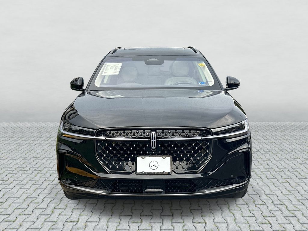 Thumbnail: 2024 Lincoln Nautilus - 2