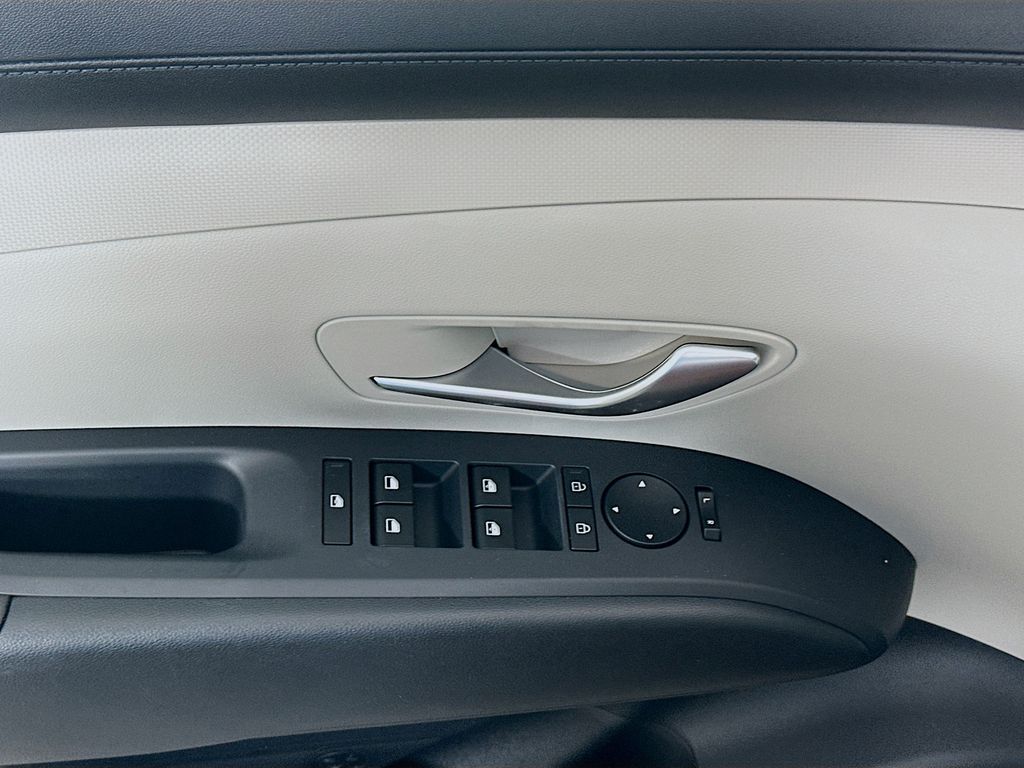 Thumbnail: 2025 Hyundai Tucson - 19