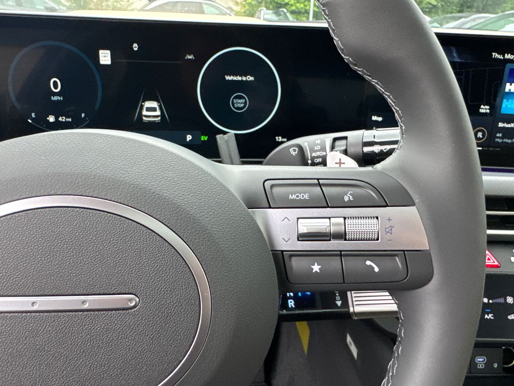 2025 Hyundai Sonata Hybrid Limited photo 16