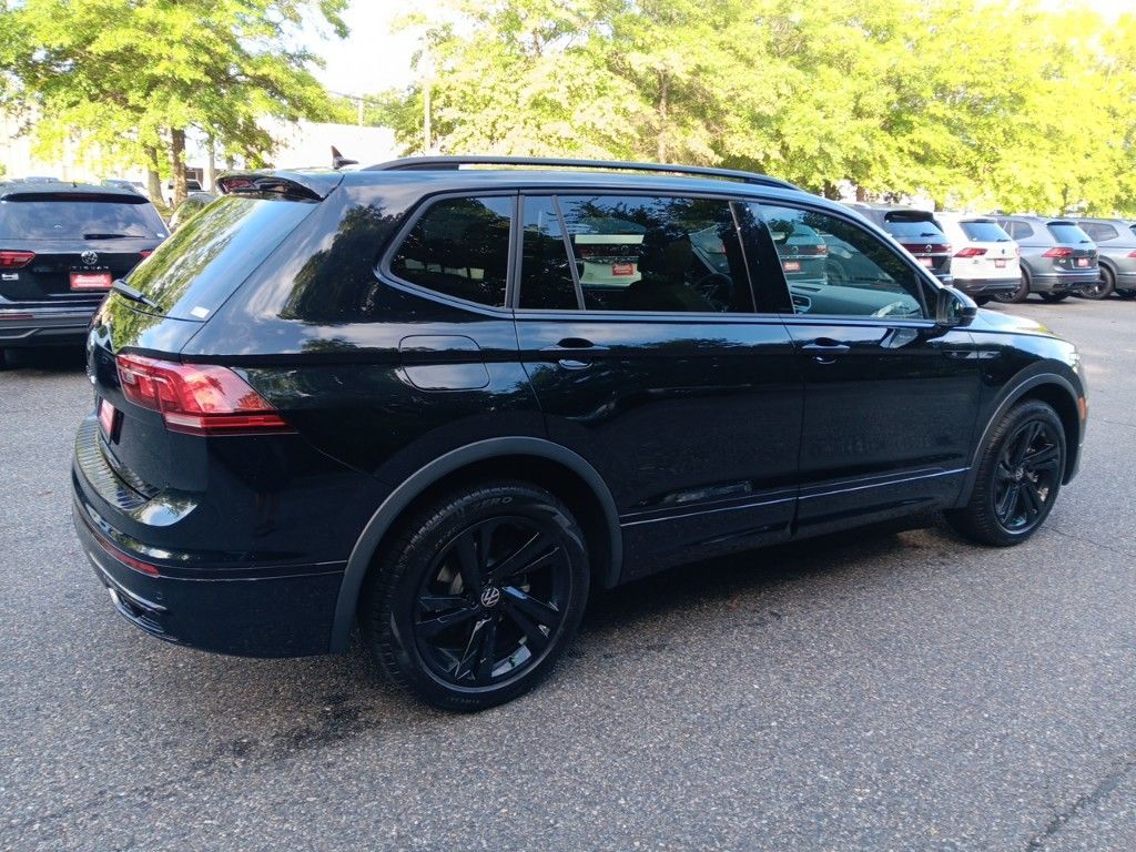 2024 Volkswagen Tiguan 2.0T SE R-Line Black 5