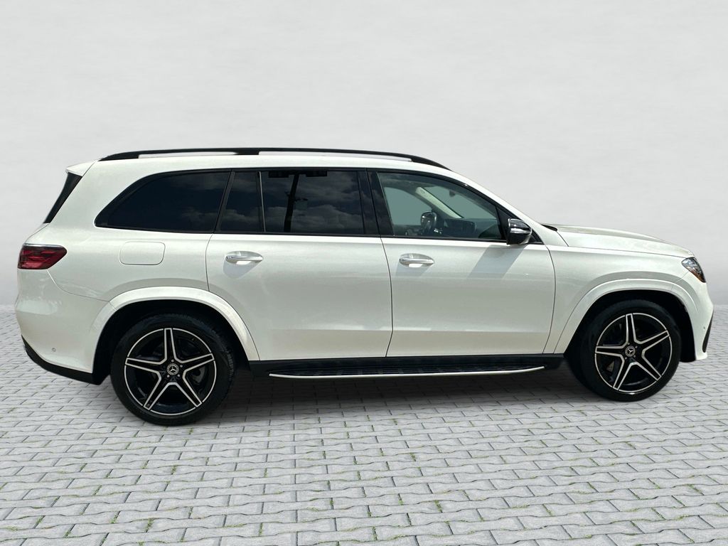 Thumbnail: 2024 Mercedes-Benz GLS - 4