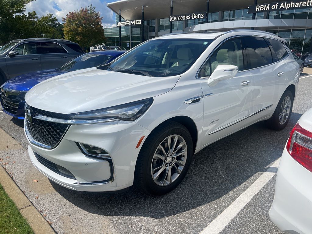 2022 Buick Enclave Avenir 3