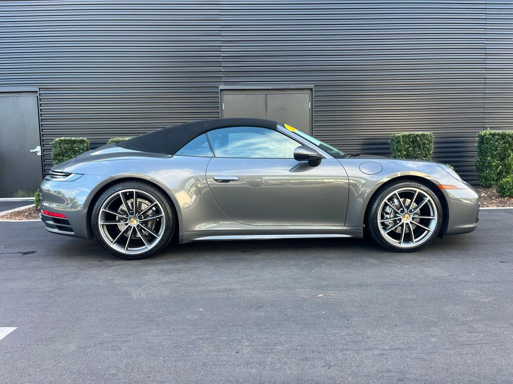 2020 Porsche 911 Carrera 4 7