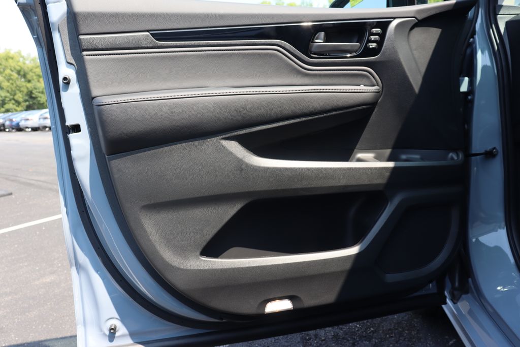 Thumbnail: 2026 Honda Odyssey - 30