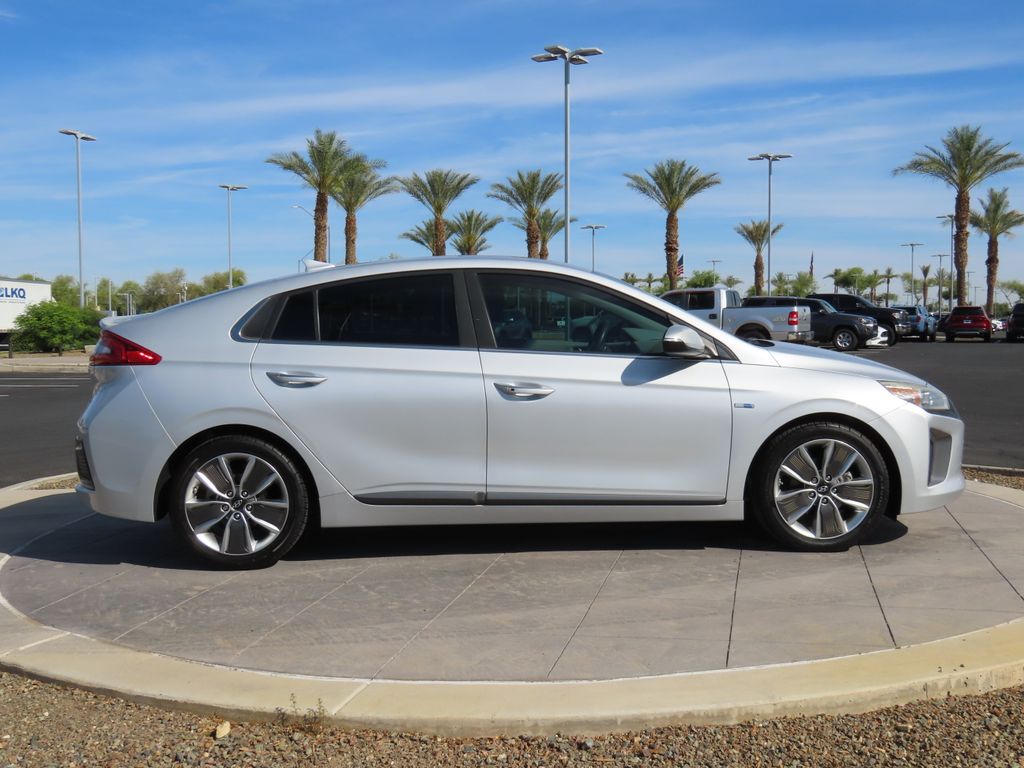 2019 Hyundai Ioniq Limited 4