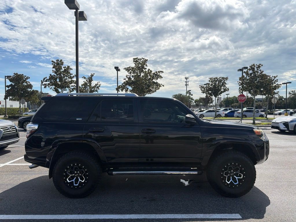 Thumbnail: 2015 Toyota 4Runner - 2