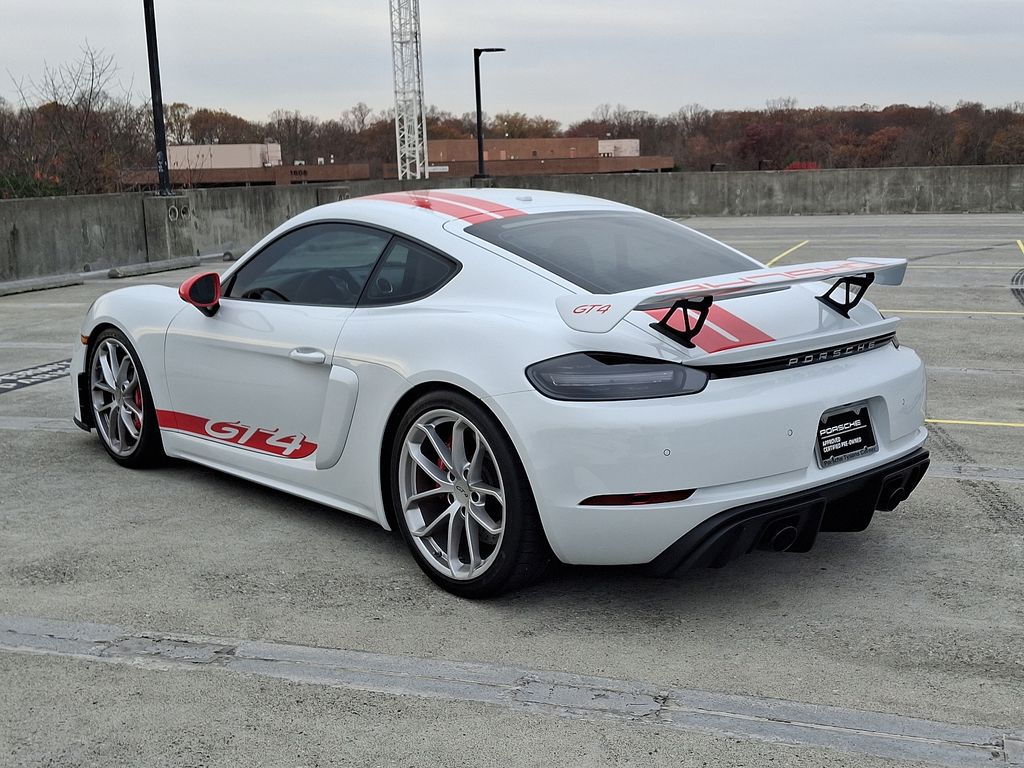 2023 Porsche 718 Cayman GT4 6