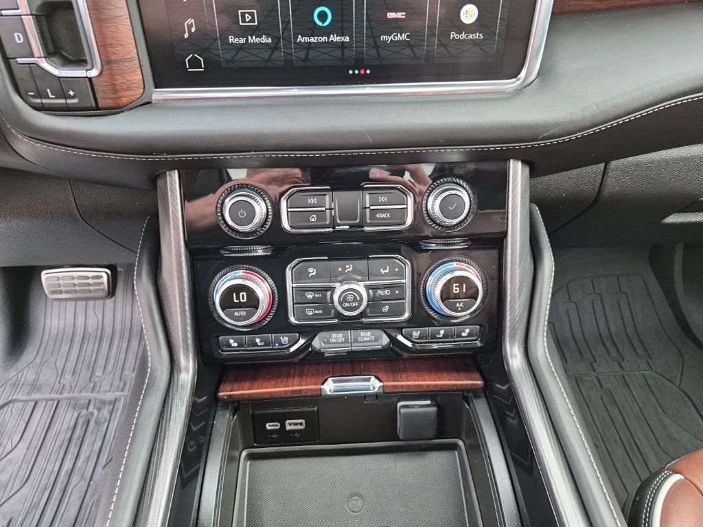 Used Car 2023 Gmc Yukon Xl  Denali Ultimate For Sale Under $70,000 In Austin, Texas