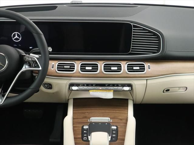 Thumbnail: 2026 Mercedes-Benz GLE - 15