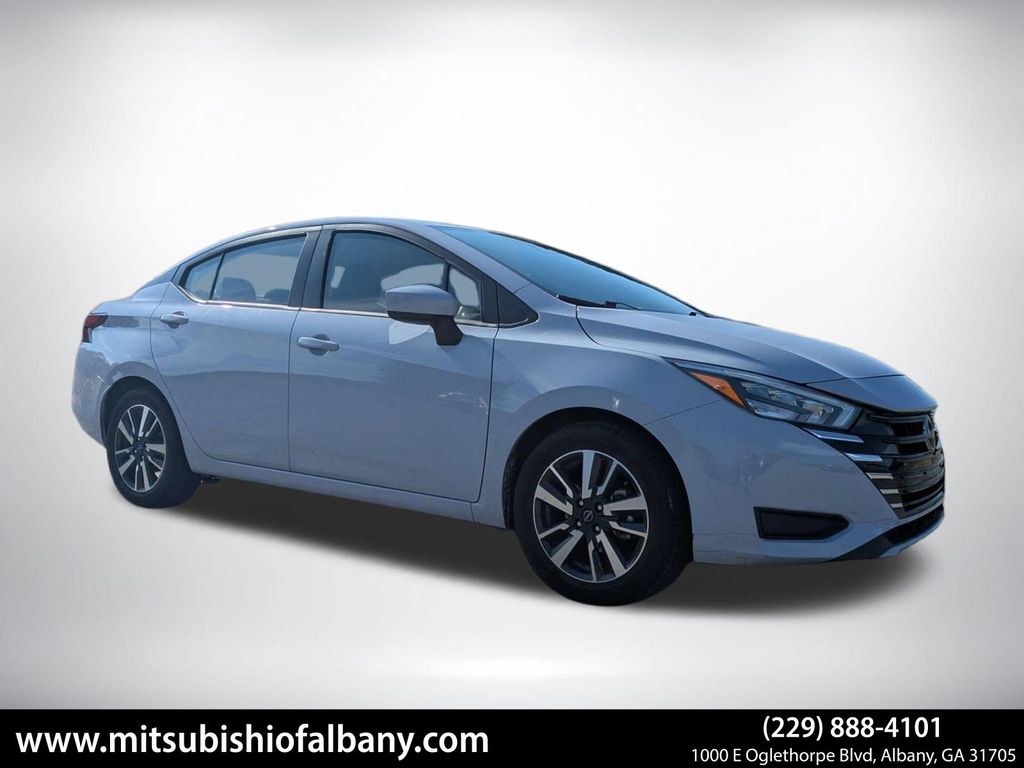 Pearl 2025 Nissan Versa Sedan Front-Wheel Drive Continuously Variable Transmission