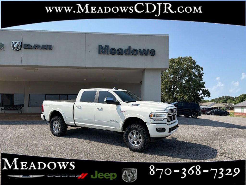Pearl White 2022 RAM 2500 Pickup Truck Four-Wheel Drive 8-Speed Automatic