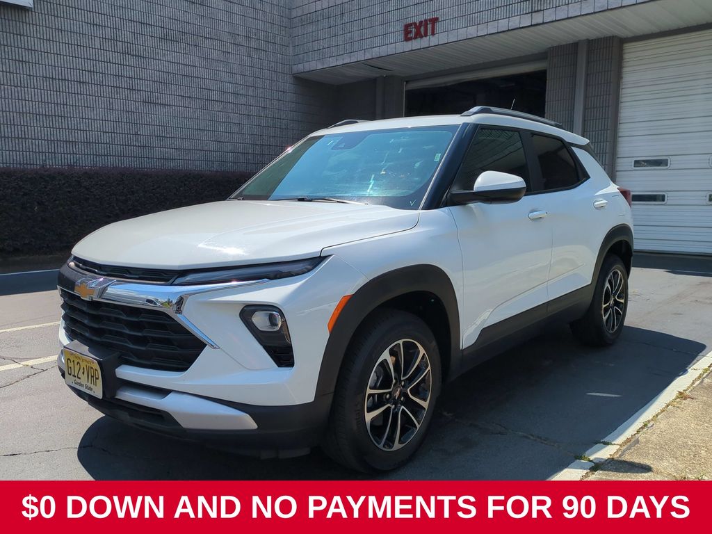 Summit White 2025 Chevrolet Trailblazer SUV / Crossover Four-Wheel Drive 9-Speed Automatic