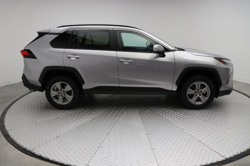 2023 Toyota RAV4 XLE 7