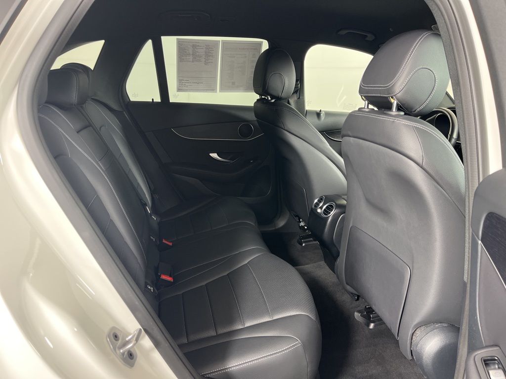 Thumbnail: 2022 Mercedes-Benz GLC - 11