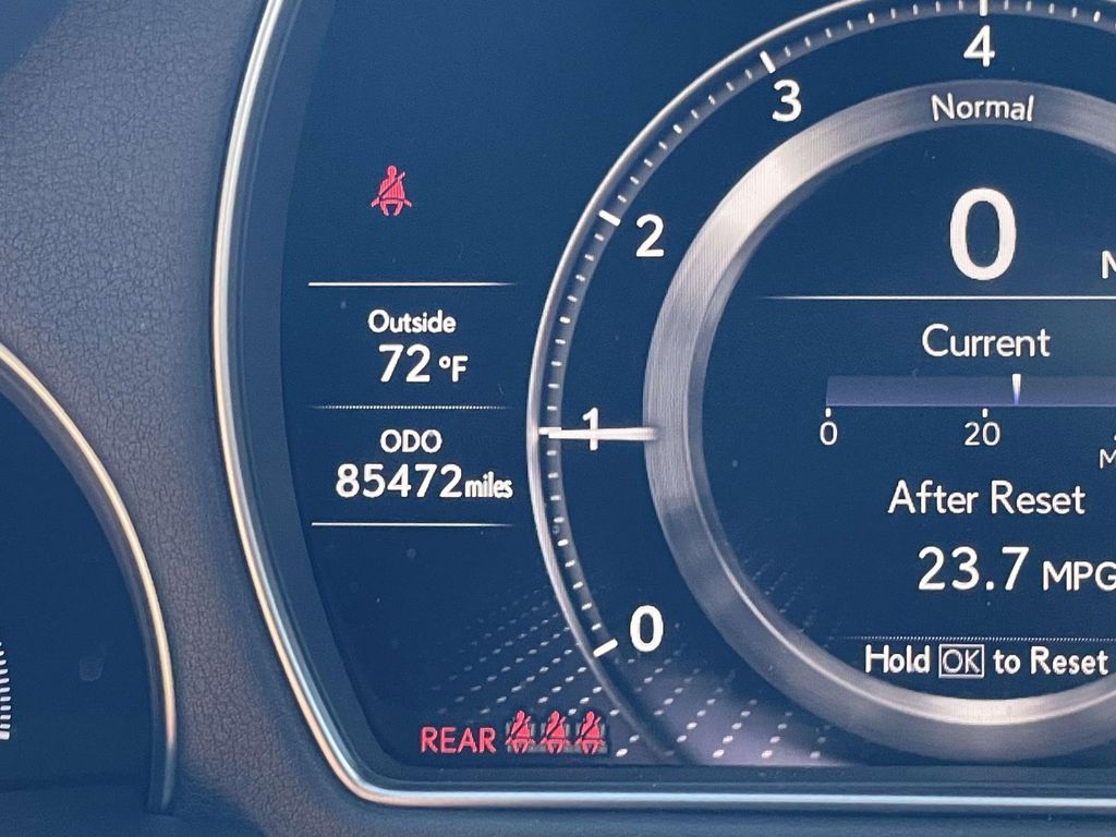 Used 2021  Lexus 500 upgraded interior pkg image 19