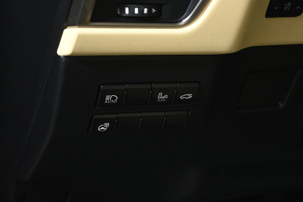 Thumbnail: 2019 Lexus NX - 26