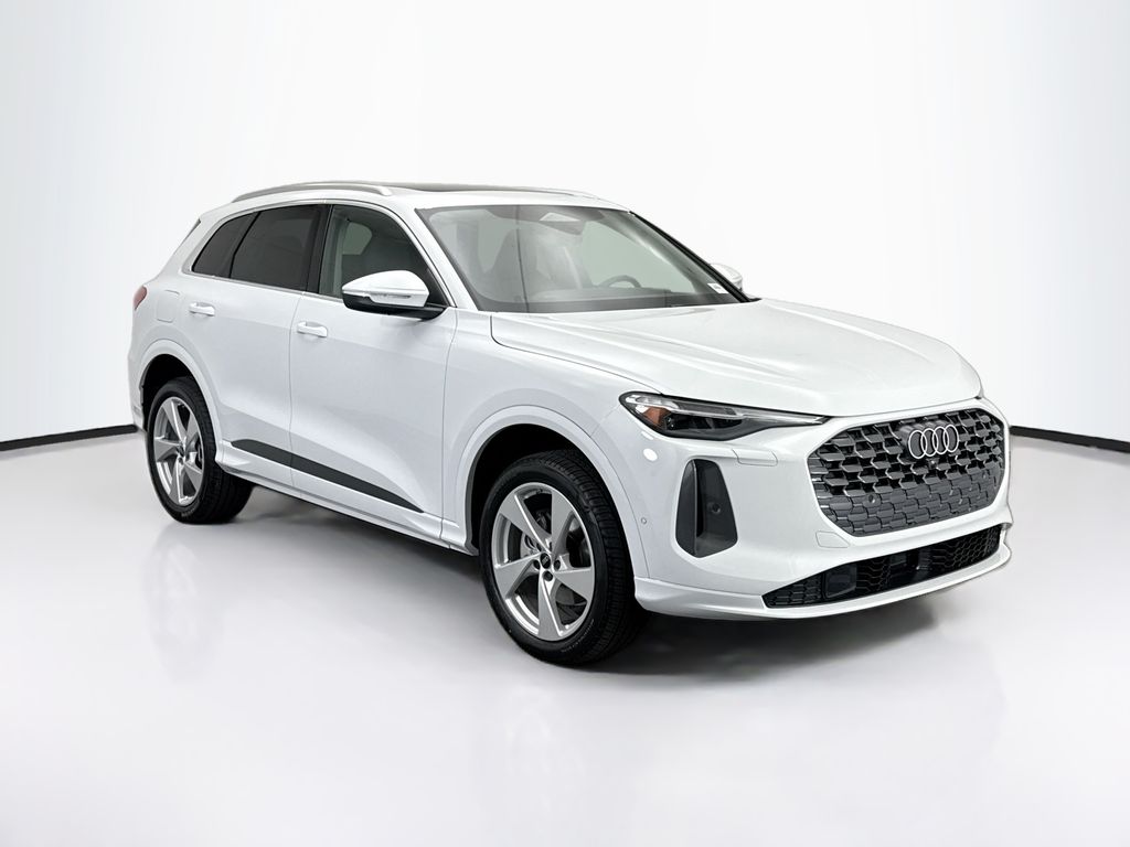 Thumbnail: 2025 Audi Q5 - 3