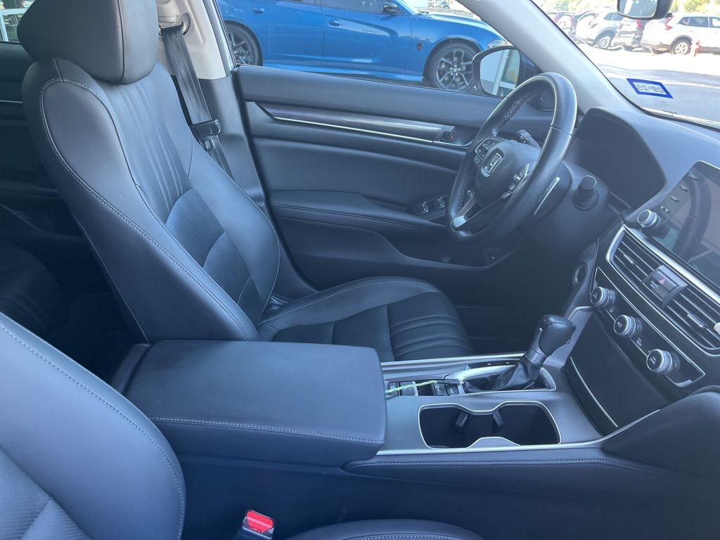 Thumbnail: 2022 Honda Accord - 4