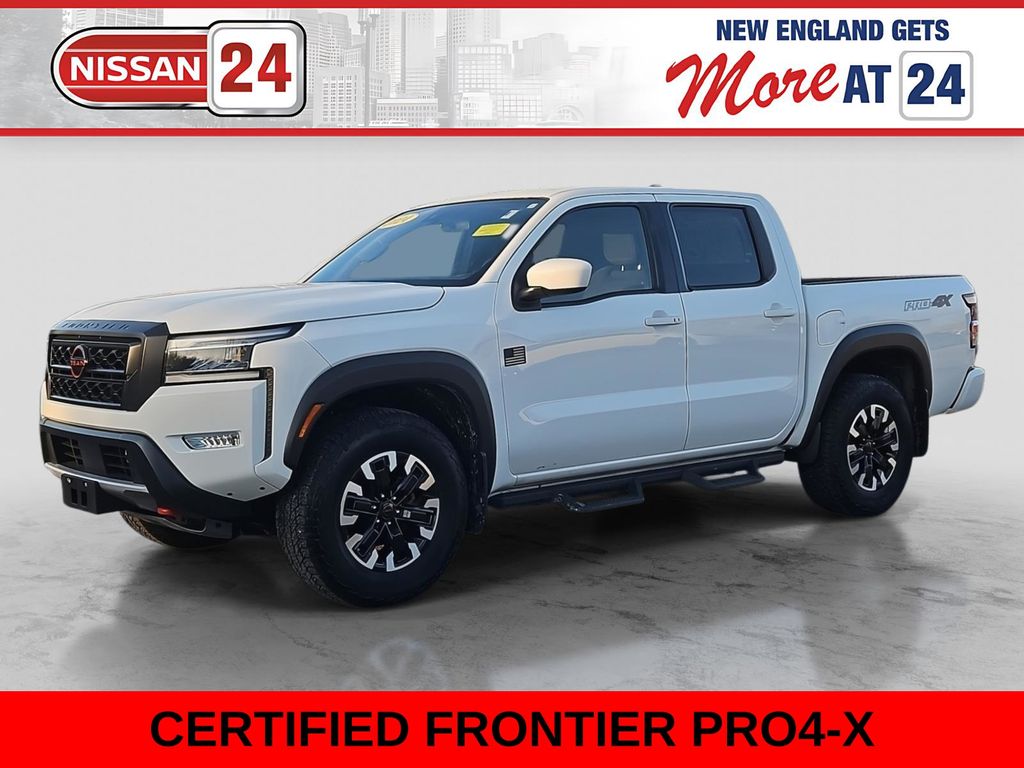 2024 Nissan Frontier PRO-4X Crew Cab 4WD